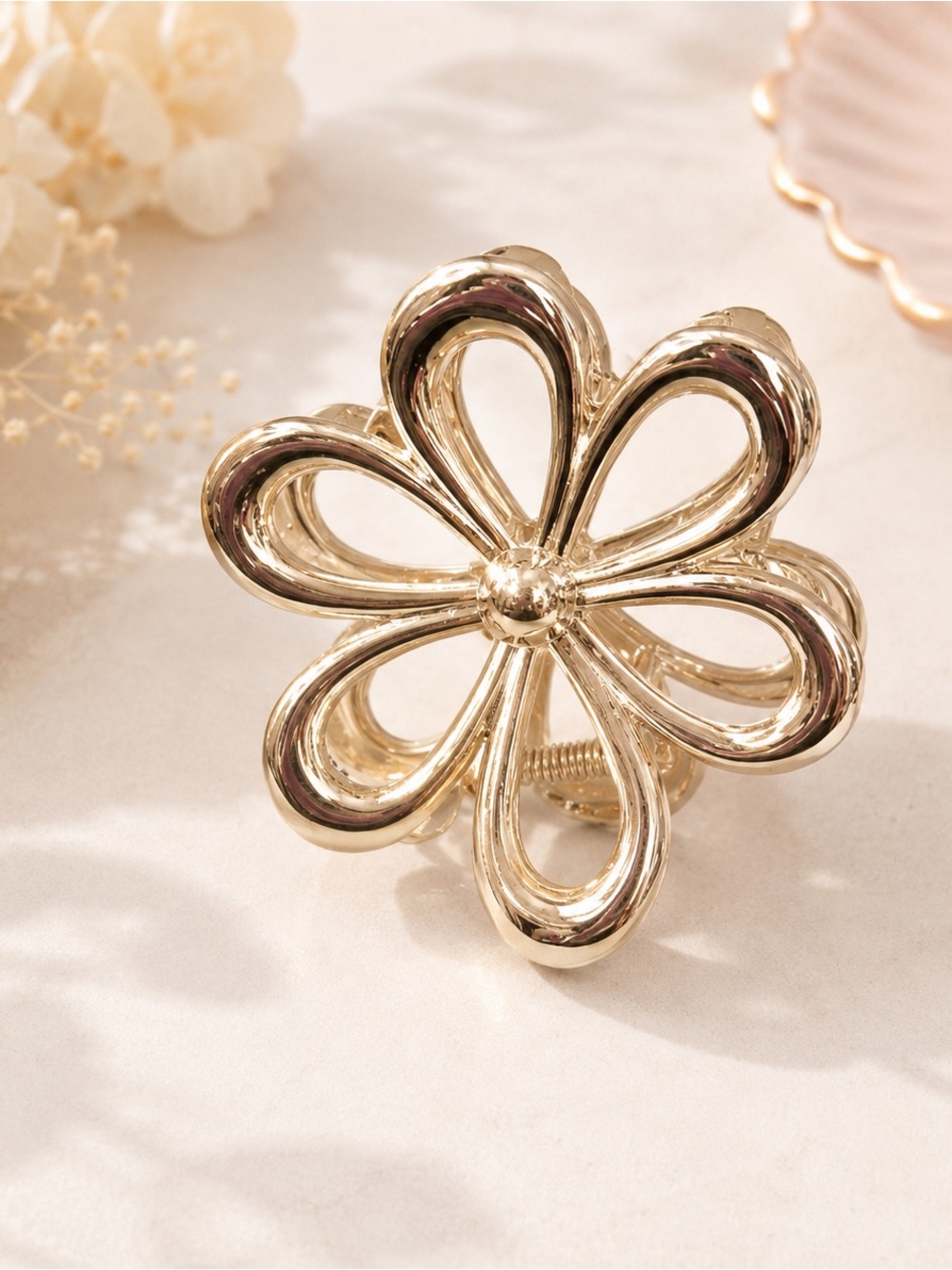 Gold Floral Flower Claw Hair Clip NWT